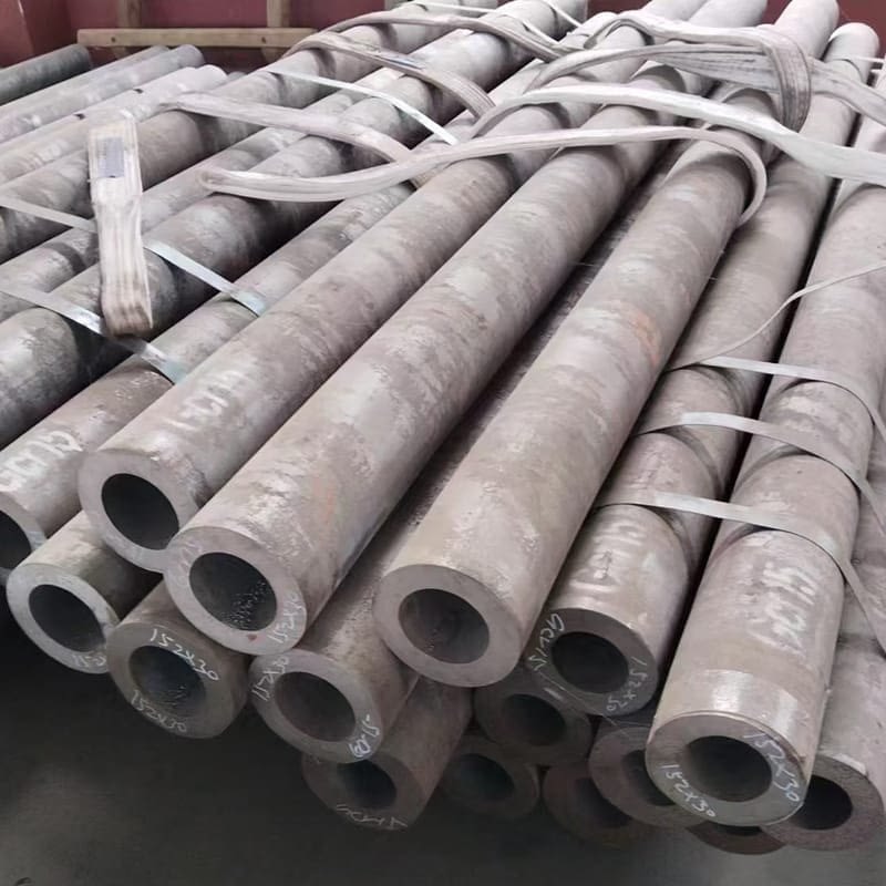 碳钢管白底图 4